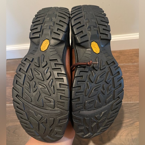 UGG snow boot - Picture 4 of 10